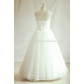 Princesse Illusion Neckline Robes de mariée en tulle blanc